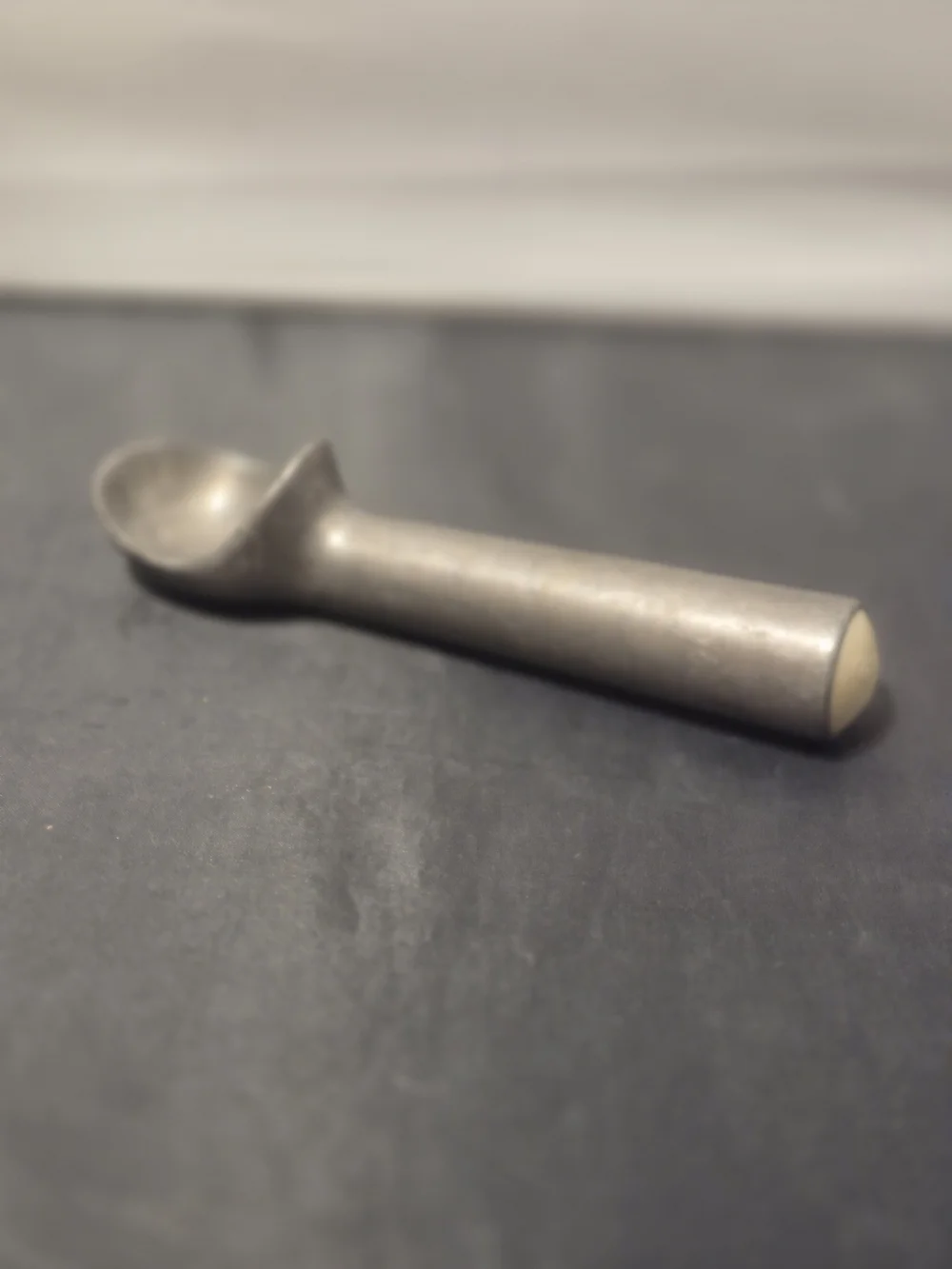 Vintage Pampered Chef Heavy-Duty Metal Ice Cream Scoop Collectible